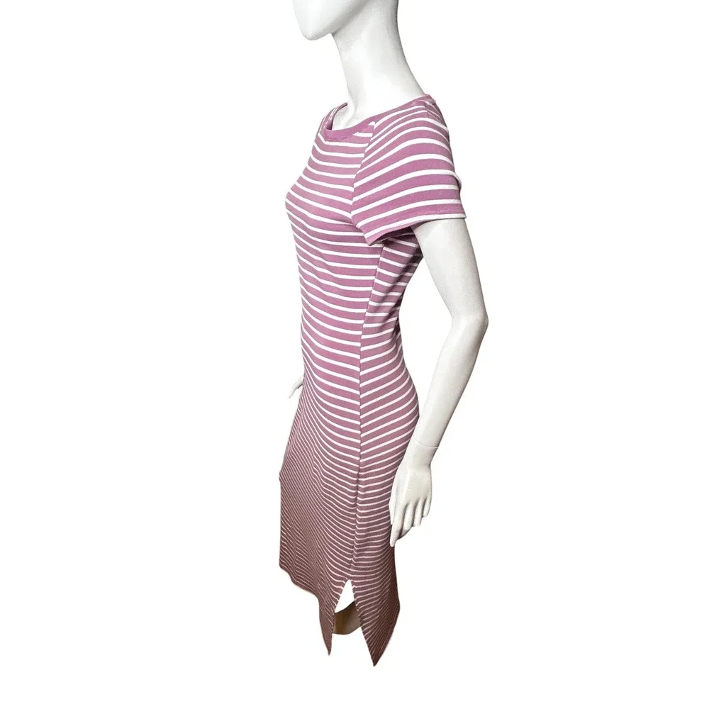 GILLI LOGAN FITTED T-SHIRT MAXI DRESS STRIPE PURPLE SIZE MEDIUM NWT
